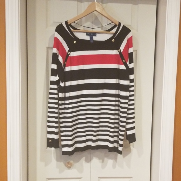 Women's top - Picture 1 of 6